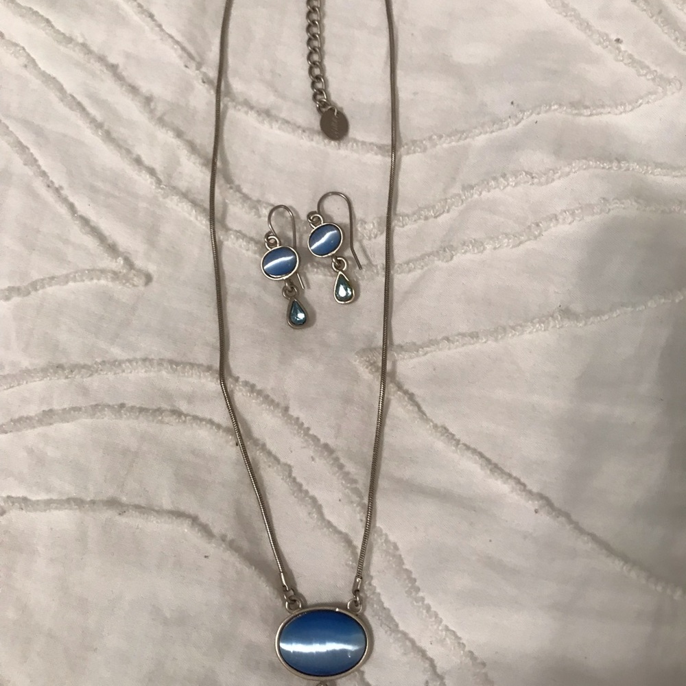 Necklace and earrings set
